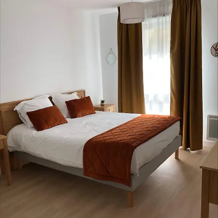 Domitys - Les Pierres Dorees 4*